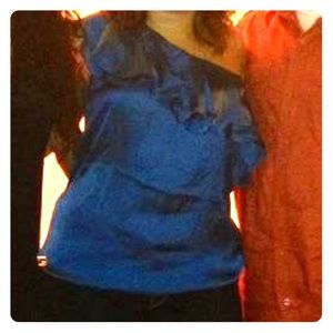 One shoulder ruffle top